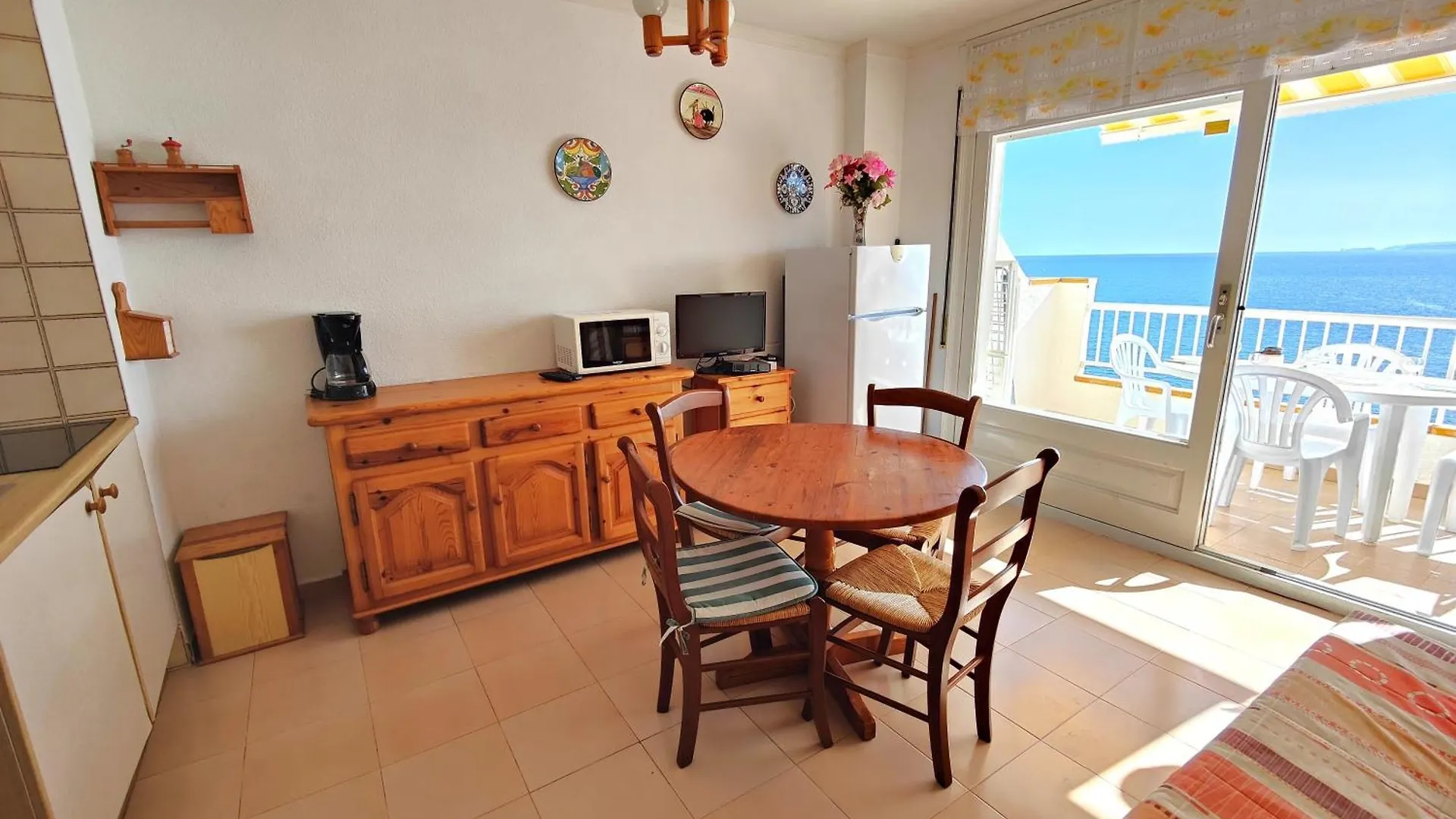 Global Immo 2071 Mediterraneo A 2-6 Roses Apartamento