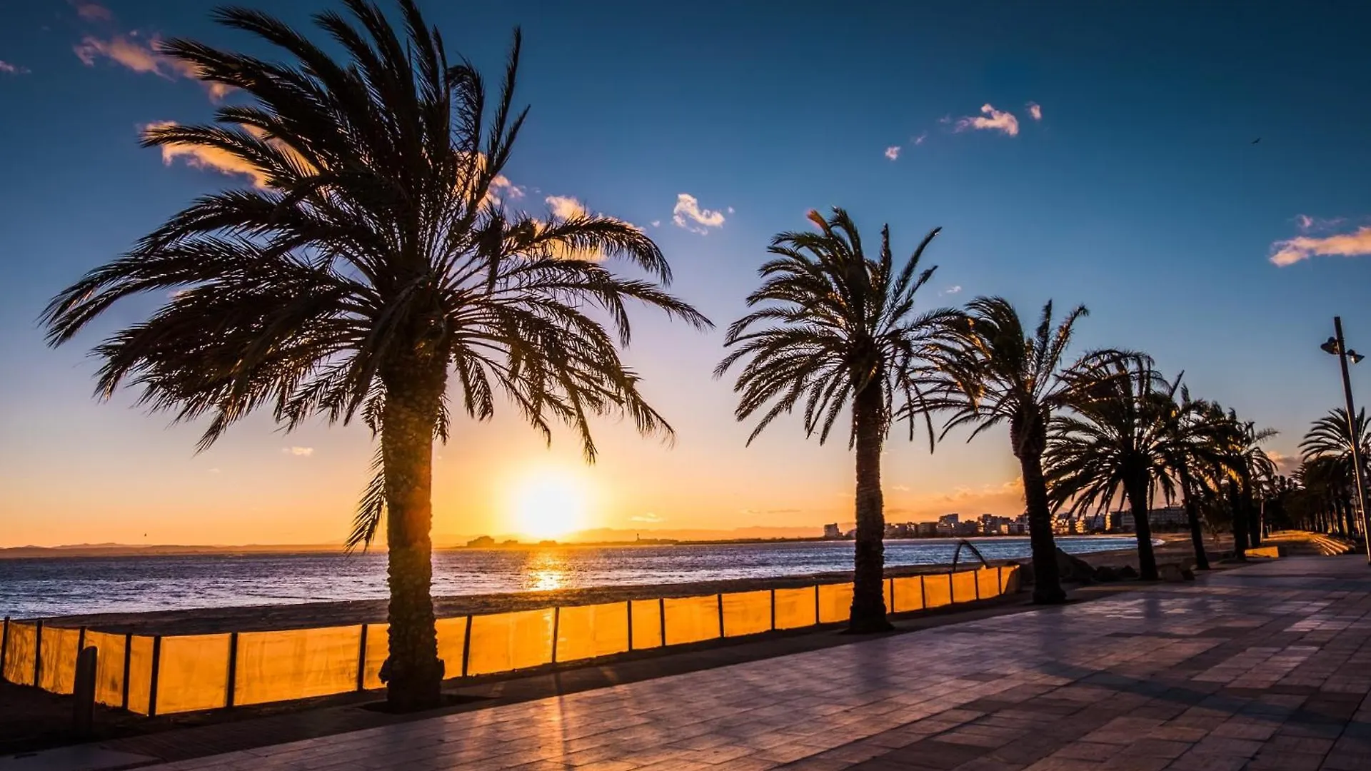 Appartement Global Immo 2071 Mediterraneo A 2-6 Roses